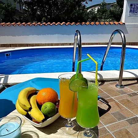Country In Croatia With Pool And Farm Views Hotell