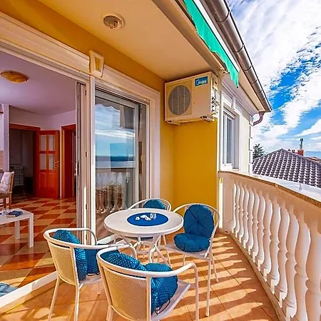 Hotell Country In Croatia With Pool And Farm Views Crikvenica